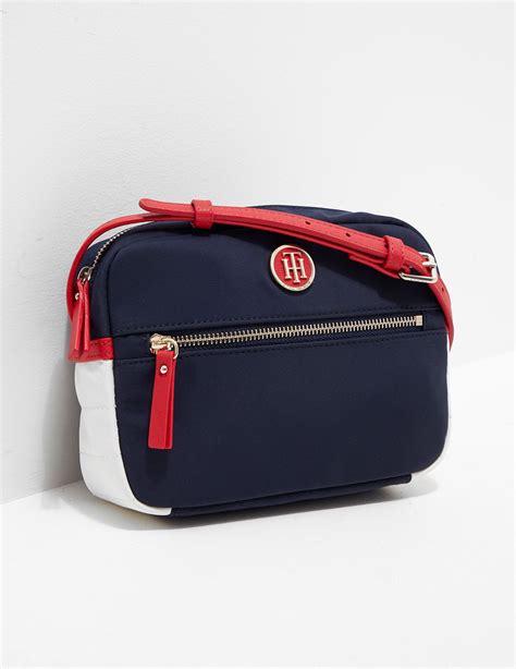 tommy hilfiger wallet women|tommy hilfiger shoulder bag women's.